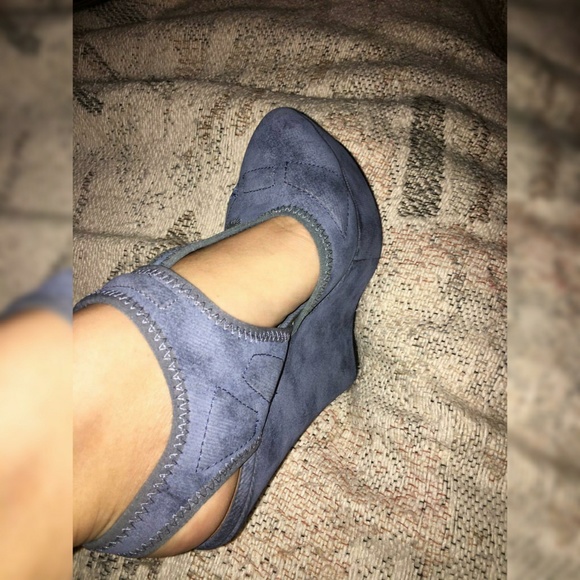 Blue Jean Platform Wedges - Picture 5 of 6